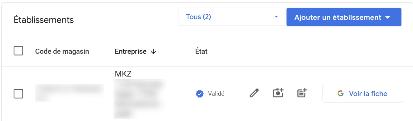 Interface Google Business Profile listant les établissements du compte, avec l'état Validé et le bouton Ajouter un établissement